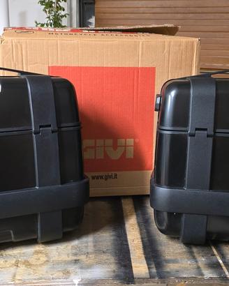 Givi  TREKKER NERO