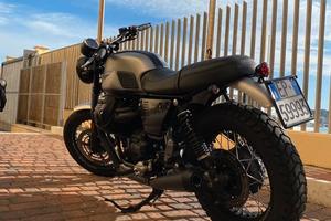 Moto Guzzi V7 III Rough ABS 2019