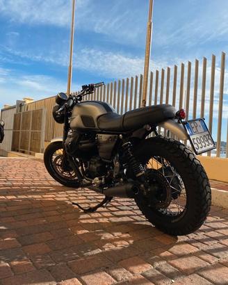 Moto Guzzi V7 III Rough ABS 2019