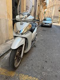 Sh 300