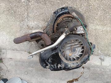blocco motore piaggio cosa 200