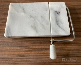 Elegante Taglia Formaggio in Marmo con Filo -nuovo