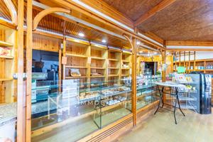 Attività / Licenza di 160 m² con 2 locali a Lainat