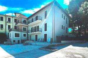 Appartamento di 80 m² con 3 locali a Grottaferrata