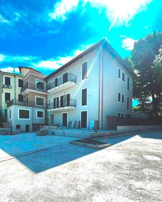 Appartamento di 80 m² con 3 locali a Grottaferrata