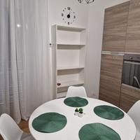 Libreria Bianca alta 2 metri larga 80 cm