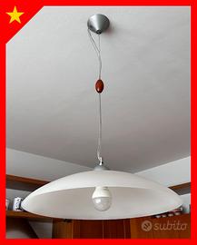 Lampadario moderno a sospensione in vetro satinato