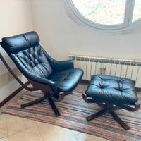 Poltrona e puff frau vicking noce in pelle