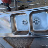 lavandino due vasche e gocciolatoio inox