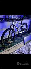 MTB CANYON EXCEED CF5
