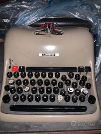 Macchina da scrivere olivetti lexikon 80