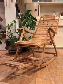 Sedia a dondolo in bambù 