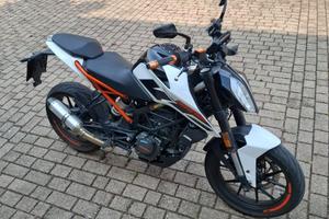 KTM 125 Duke