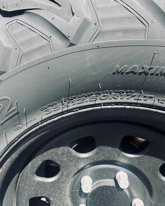 4 cerchi e gomme per fuoristrada
