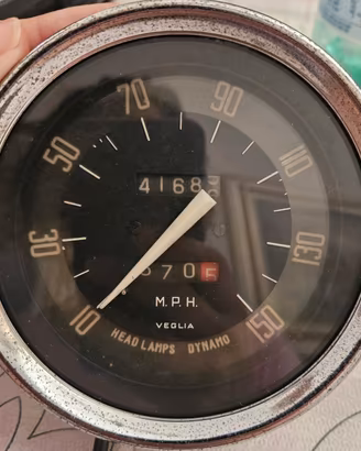 Contachilometri d'epoca marca Veglia