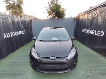 Ford Fiesta 1.2 BENZINA 5 porte Titanium