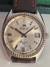 Orologio Monvis Magnum 