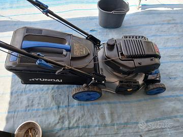 Rasaerba Hunday con motore toro