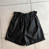 pantalocino di pelle