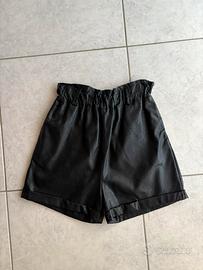 pantalocino di pelle