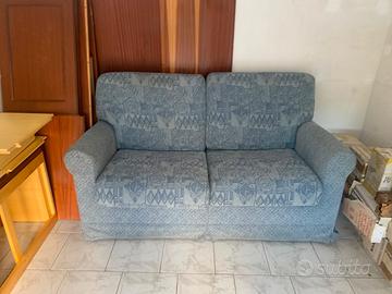 Divano letto e poltrona