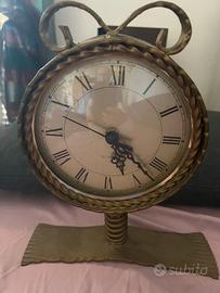 Orologio  Antico in ottobe movinento quarzo