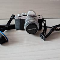 Fotocamera Olympus OM-D E-M10 Mark II + obiettivo 