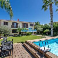 VILLA UNIFAMILIARE: NEI PRESSI DI MARINA LONGA, ES