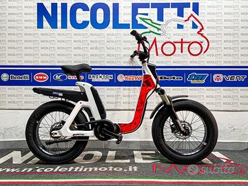 Fantic issimo e-bike URBAN bianco