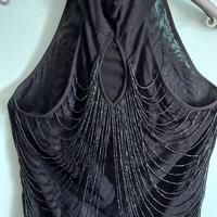 Top scollo all'americana con coralli