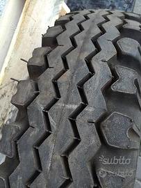 Pneumatico 215 - 380 (8.40-15)