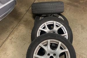 Cerchi 16 e gomme buone condizioni alfa mito