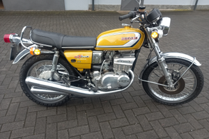 Suzuki gt 380