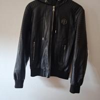 Giacca in pelle nera, con capuccio