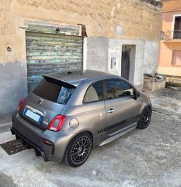 Abarth 595 Pista 70°th 