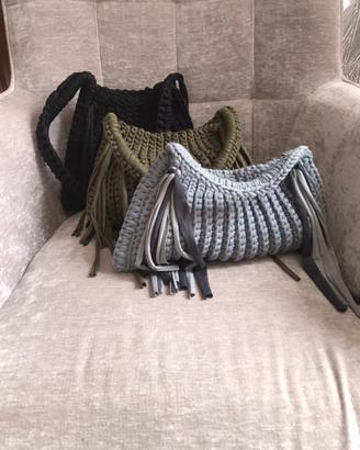 Bag all’uncinetto in fettuccia