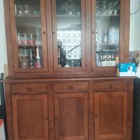 credenza in arte povera con vetrina
