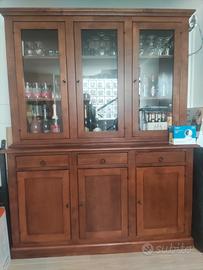 credenza in arte povera con vetrina