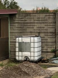 Serbatoio 1100 litri