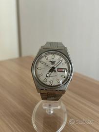 Seiko 5 Automatic Vintage – calibro 7S26