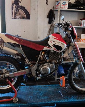 YAMAHA TT600 59X anno 1989 perfettamente funziona