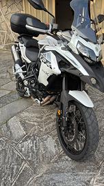 Benelli 2022 trk 502x