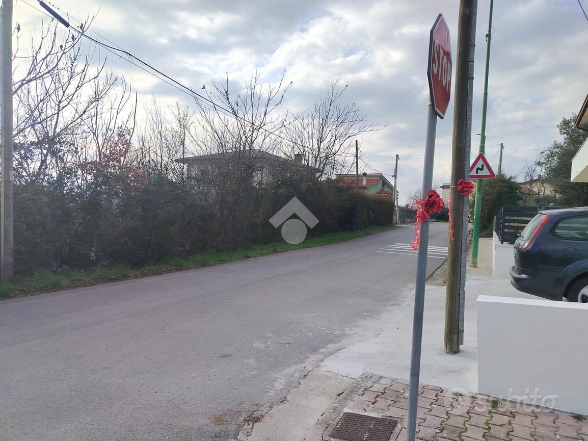 TER. AGRICOLO A TAURASI - Vista 2