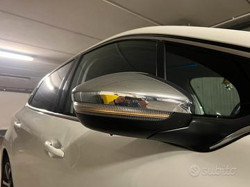 Frecce dinamiche peugeot 208