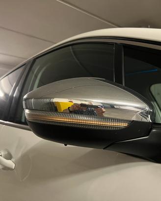 Frecce dinamiche peugeot 208