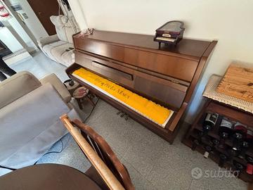 Pianoforte a muro