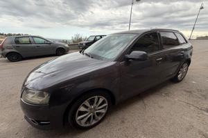 Audi A3 1.6 dimamic 5 porte 8.500€ tenuta da