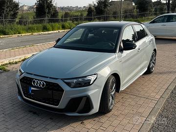 Audi A1 sportback 1.0 tfsi 116 cv sline