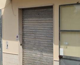 Locale uso deposito e garage