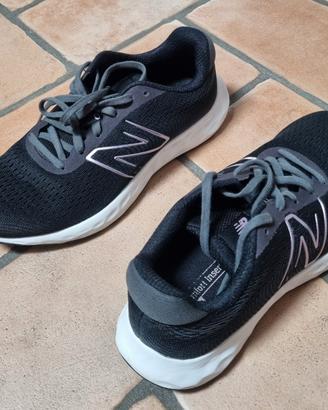 New Balance 520 v8 (W520LB8) - Taglia: 40 EU